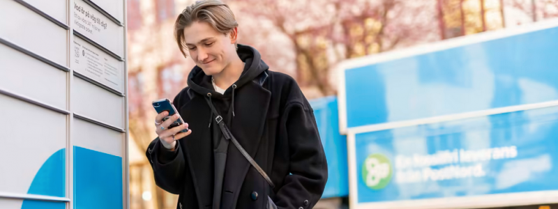 Större tillgänglighet för fler när omkring 3 000 av PostNords paketboxar planeras på Aimo Parks parkeringsplatser. Foto: Aimo Park