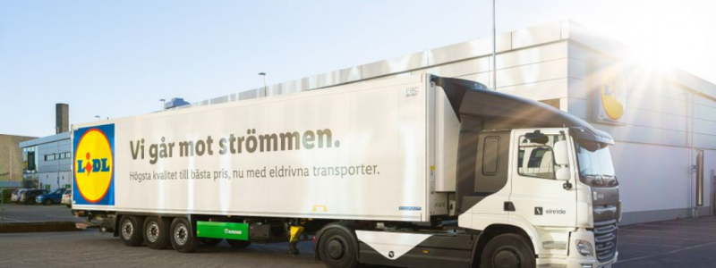 Lidl först i branschen med att elektrifiera leveranser mellan lager och butik. Foto: Lidl