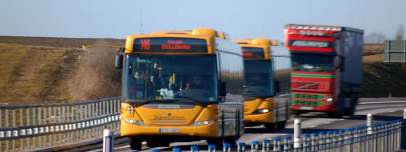 Dåligt underhållna vägar i Skåne får sin hastighetsgräns sänkt. Foto: M