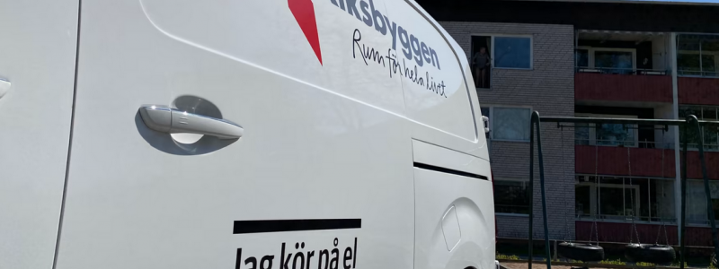 En av Riksbyggens nya transportbilar. Foto: Riksbyggen