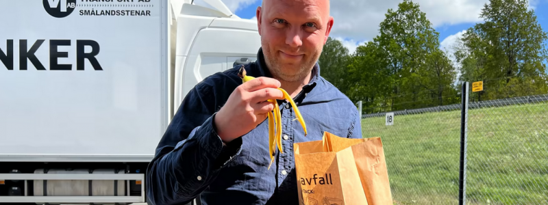 Jacob Axelsson, vd Västbo transport, ser fram emot att tanka lokalproducerad biogas. Foto: DB Schenker