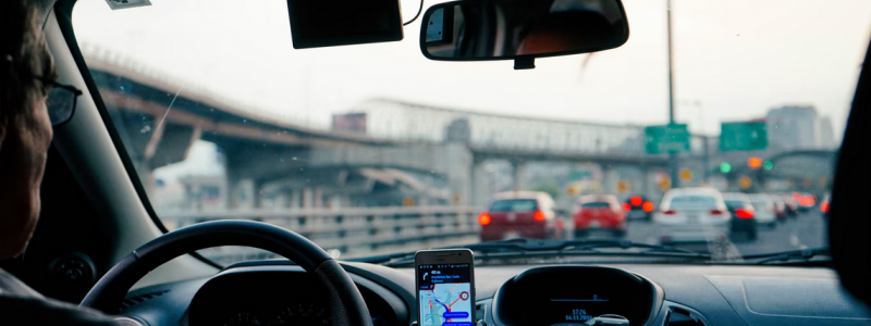 Nya regler gäller för leverantörer vid upphandlingen av resor inom färdtjänst- och sjukresesystemet. Foto: Unsplash/Dan Gold