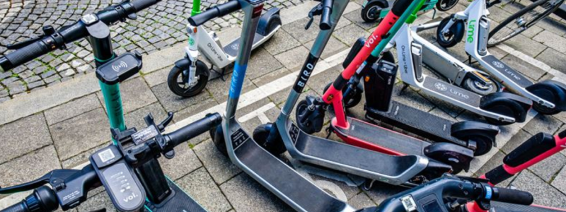 Kommuner inte redo för parkeringsförbud för elsparkcyklar. Foto: Rise