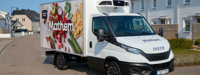 Mathem har utökat sin fordonspark med ytterligare 100 IVECO Daily. Foto: IVECO