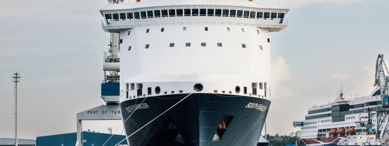Det 203,4 meter långa, isklassade fartyget har en toppfart på 22 knop. Foto: WALLENIUS SOL