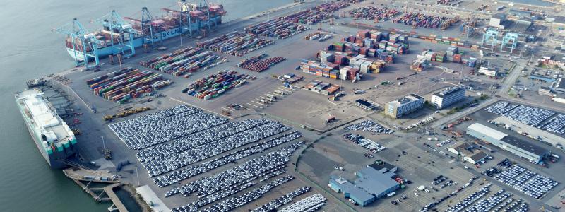 Bil- och containerterminalerna i Göteborgs hamn. Foto: Göteborgs Hamn