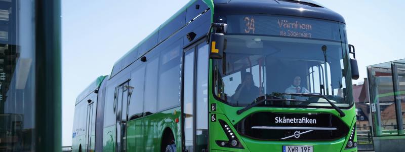 Den bild som de intervjuade bussförarna förmedlar av sin vardag är relativt samstämmig, trots att de är anställda i olika bolag. Foto: g-h/unsplash