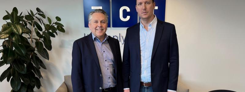 Niklas Olsson, Group CEO Hecksher och Mathias Kardos, VD TCT AB. Foto: Pressfoto