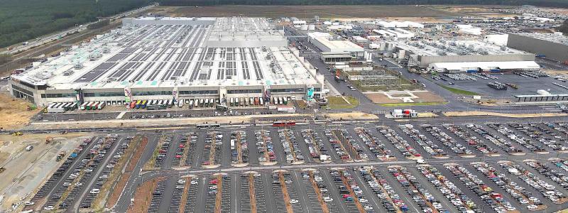 Utsikt över Tesla Gigafabrik i Berlin-Brandenburg. Foto: Wikipedia. Kredit: Michael Wolf, Penig