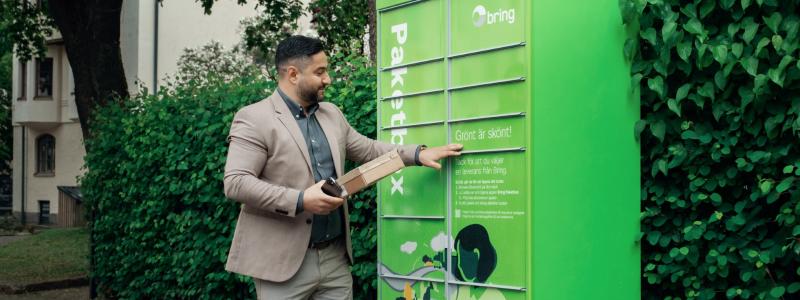 Inledningsvis planeras nästan 50 paketboxar att installeras utanför fastigheterna. Foto: Bring