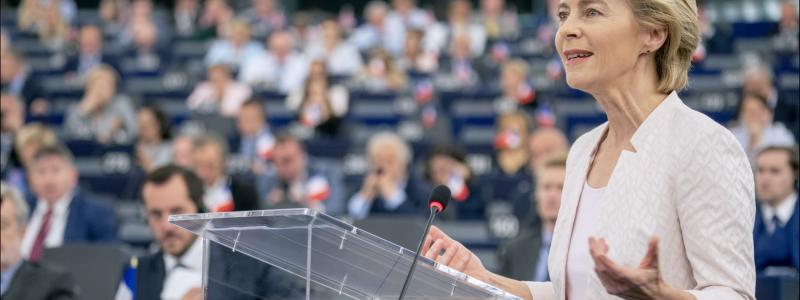 EU-kommissionens ordförande Ursula von der Leyen. Foto: Creative Commons Lic. Kredit: Pietro Naj-Oleari