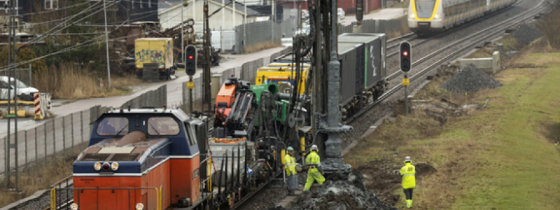 Byte av elkraftsanläggningen på Västra stambanan, Göteborg-Alingsås. Foto: Trafikverket