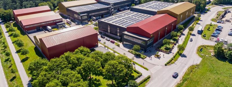 Den färdiga fastigheten består av nya lokaler med lager i markplan och på entresol samt kontorsutrymme.  Bild: Verdion