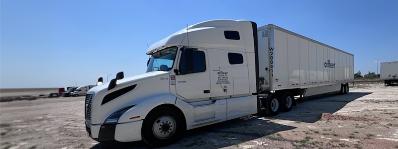 aifleet grundades 2020 och är verksamt inom transportsegmentet FTL (Full Truckload) i USA, där en lastbils totala kapacitet bokas för att till exempel frakta större gods mellan bestämda destinationer. Segmentet är för närvarande fragmenterat och präglat av ineffektivitet som låg nyttjandegrad av förare och tomma mil i logistikkedjan. Foto: Volvo