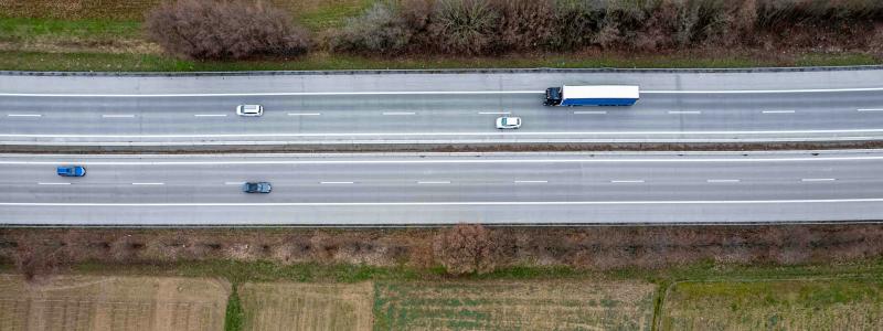 Ekonomiska utmaningar trots omsättning på 10 miljoner Foto: bernd dittrich/unsplash