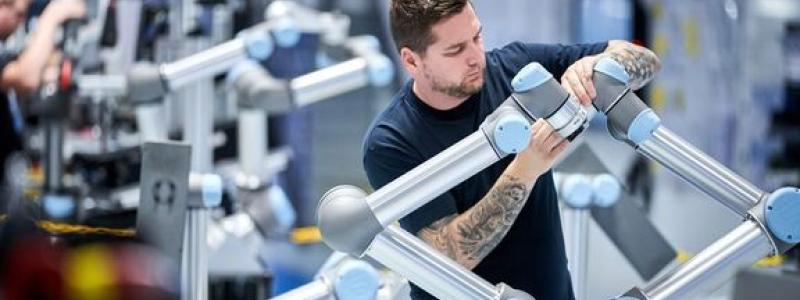 Universal Robots produktionsteam arbetar agilt för att minska leveransstörningar. Foto: Universal Robots
