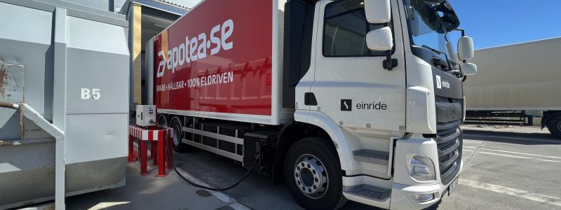Apoteas nya logistikcenter kommer att ligga vid E6 i Varberg och blir 40 000 kvadratmeter stort. Foto: Apotea