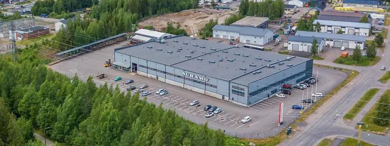 Lagerfastigheten Yrittäjänkatu 4 i Järvenpää, strax norr om Helsingfors. Foto: Stendörren