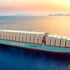 Ett containerfartyg från Maersk till havs. Rederiet har beställt åtta nya stora fartyg med leverans 2029–2030. Bild: Maersk