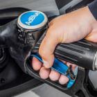 Adblue används i dieselmotorer tillverkade från slutet av 2000-talet för att minska utsläppen av kväveoxider. Vätskan börjar frysa när temperaturen sjunker under minus 11 grader. När den fryser expanderar den och kan skada systemet i fordonet. Foto: Detleffs