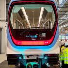 Vid trafikstart blir linje 18 helt eldriven och förarlös. Foto: Alstom