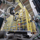 Amazons robotlösning Vulcan Pick plockar varor ur lagringsfack i bolagets fulfillment centers. Foto: Amazon