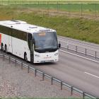 Dalatrafikbuss på landsväg. Pressbild: Dalatrafik