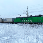 Mb-lok 4006 drar lastbilstrailers den drygt 1000 km långa sträckan mellan Borlänge och Luleå. Foto: Maria Lindholm/Green Cargo.
