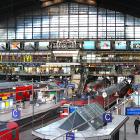 Hamburgs centralstation. Med hjälp av den senaste generationens signalteknik, ESTW L90, som bygger på en modern hårdvaruplattform, ska Hitachi Rail bidra till att göra trafiken mer robust och effektiv. Foto: GNU General Public License