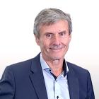 Professor Ferdinand Dudenhöffer från Center for Automotive Research (CAR) konstaterar:
– Förlorarna är de tyska jobben. Bilar som tillverkas i Tyskland beläggs med tullar, medan bilar tillverkade i USA slipper motåtgärder. Foto:CAR