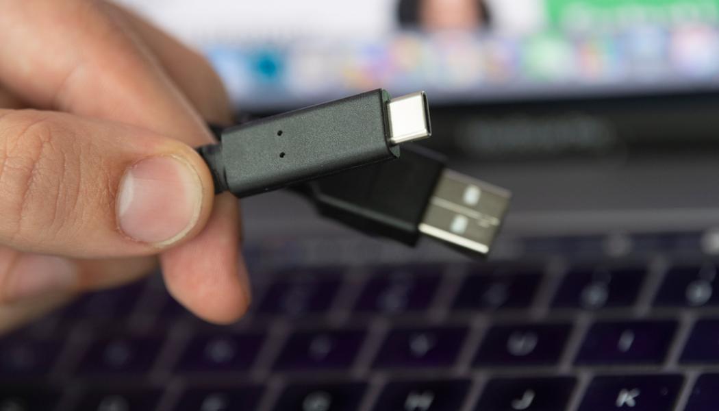 Fredrik Sandberg/TT: Usb|c-kontakten blir ny standard i EU. Arkivfoto.