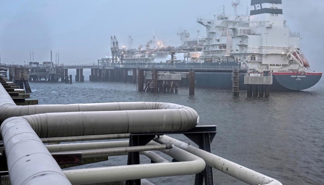 Michael Sohn/AP/TT: En ny terminal för flytande naturgas har invigts i Tyskland.