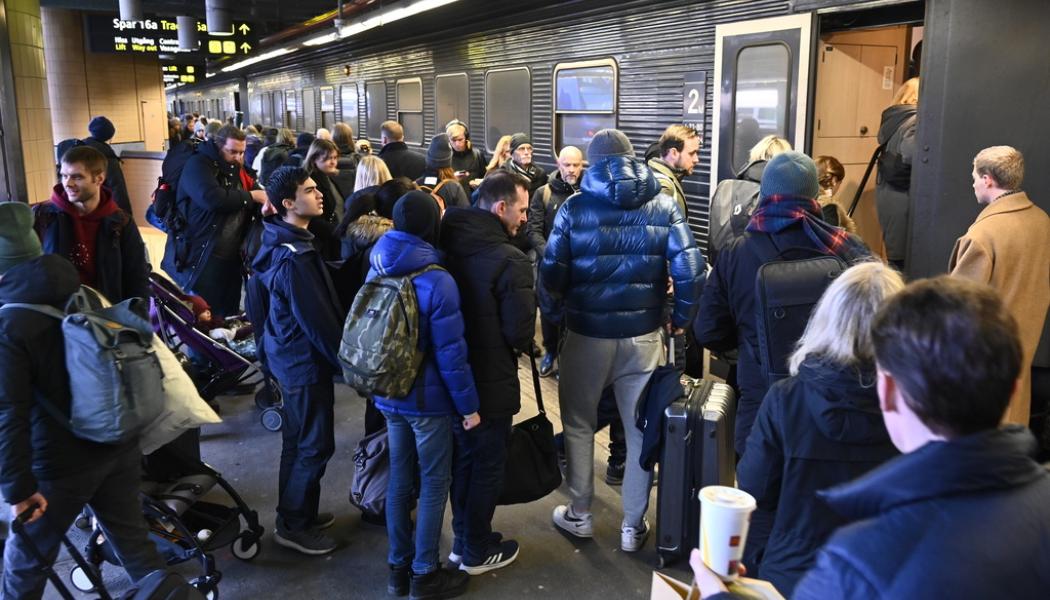 Claudio Bresciani/TT: Dagen före julafton 2022. Strulet med att köpa just julbiljetter är en av konsekvenserna av Trafikverkets dåliga planering, enligt transportstyrelsen. Arkivbild.