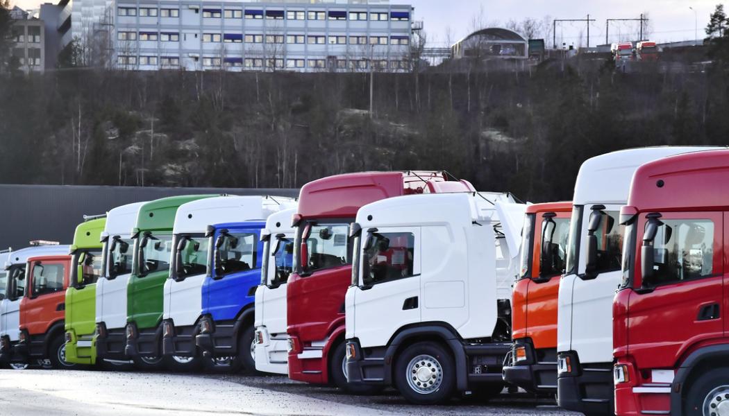Jonas Ekströmer/TT: Leveranserna ökar, men orderingången sjunker för lastbilstillverkaren Scania, enligt en kvartalsrapport. Arkivbild.