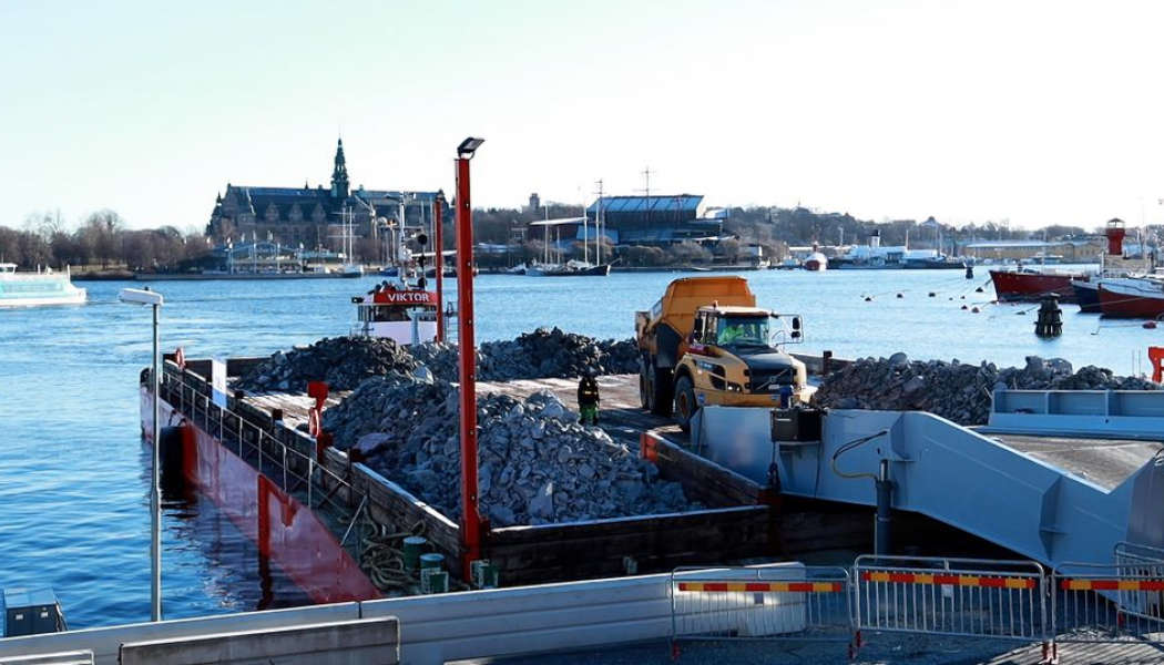 Sammanlagt ska 600 000 ton bergmaterial tas omhand under tre år. Foto: Stockholms stad