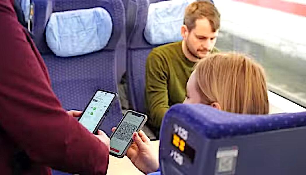 Resenärer bör enkelt kunna använda biljettsystemet så att de kan köpa biljetter från olika operatörer i en och samma transaktion. Foto: DB AG / Volker Emersleben