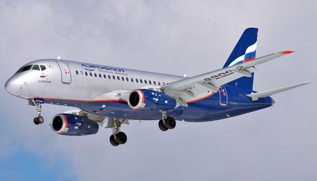 En Aeroflot Sukhoi Superjet 100 landar på Sheremetyevo flygplats. Foto: Wikipedia Common. Kredit: Dmitry Zherdin 