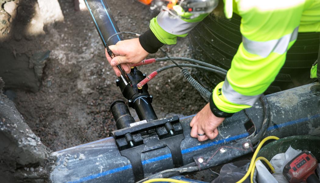 Arbete med vatten- och avloppsledningar. Foto: Terése Andersson