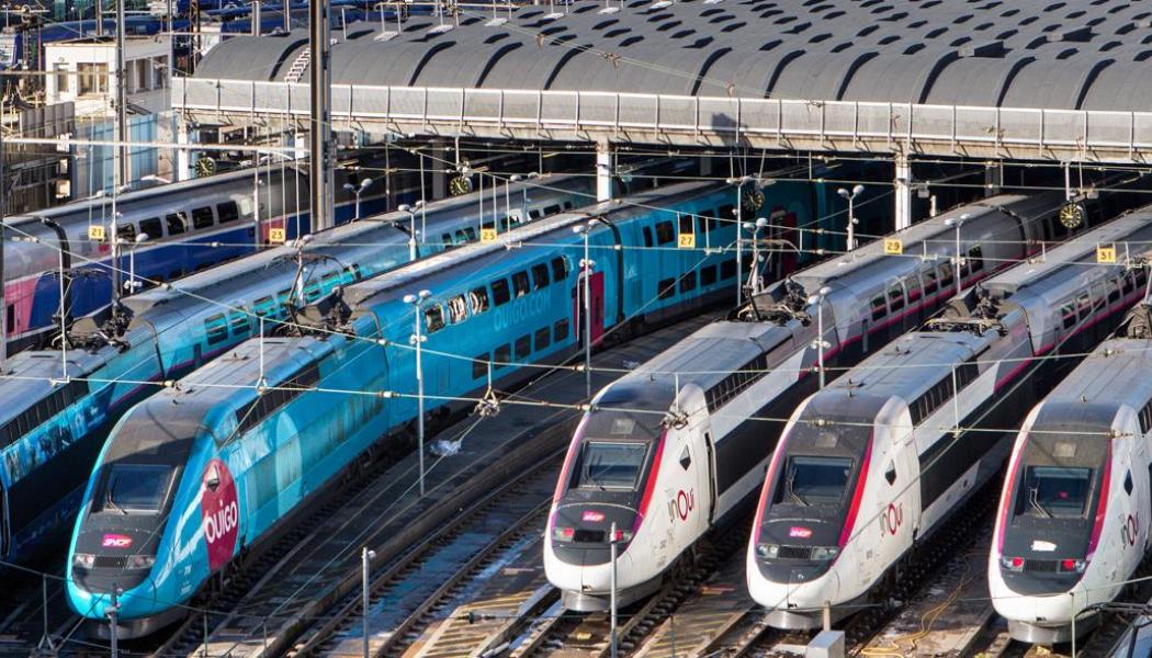 Dessa vätgas- och batteritåg, även de med en maximal längd på 59 meter och kapacitet att transportera minst 120 sittande passagerare, anpassas för en hastighet på 160 km/h. Foto: SNCF Voyageurs