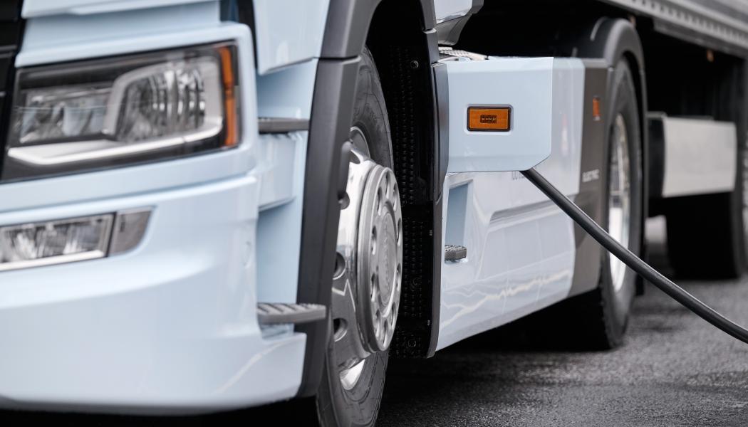 Transportflödet effektiviseras i och med att 85% av bilens årliga körsträcka kommer gå med full last. Foto: Scania