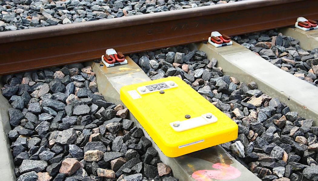 Det nya signalsystemet representerar en avancerad integrering av tåg, vägkorsningar, spår och trafikstyrning i ett sammanhängande system.  Foto: Banedanmark