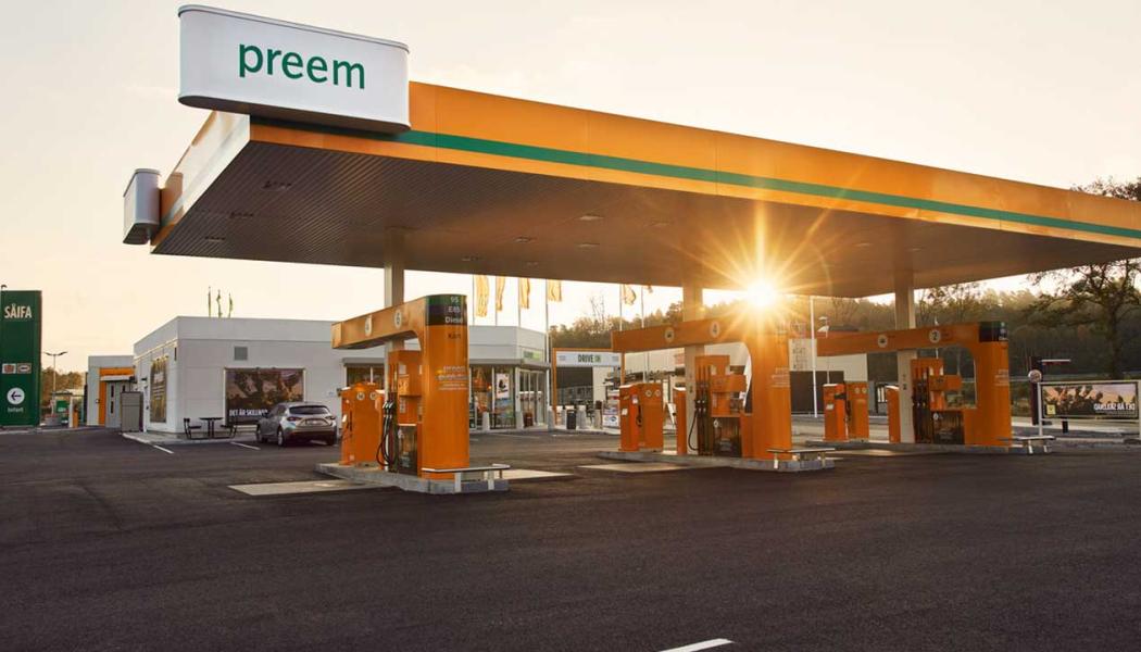 Preem satsar på laddstationer för yrkestrafik och tung trafik. Foto: Preem