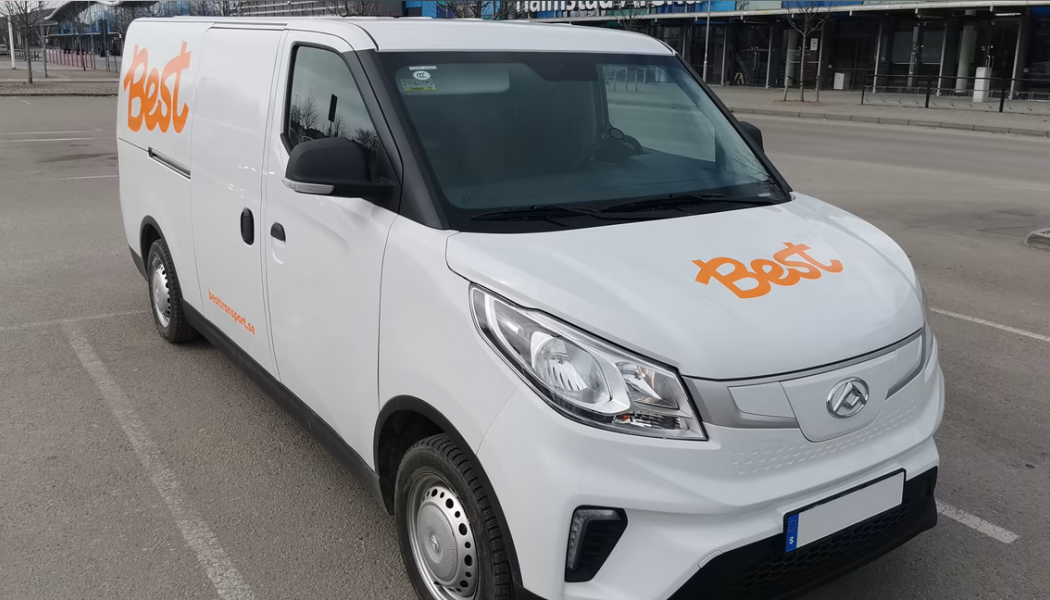 Best Transport kommer att minska plastanvändningen rejält per fordon genom att byta till en vit fordonsprofil. Foto: Best Transport
