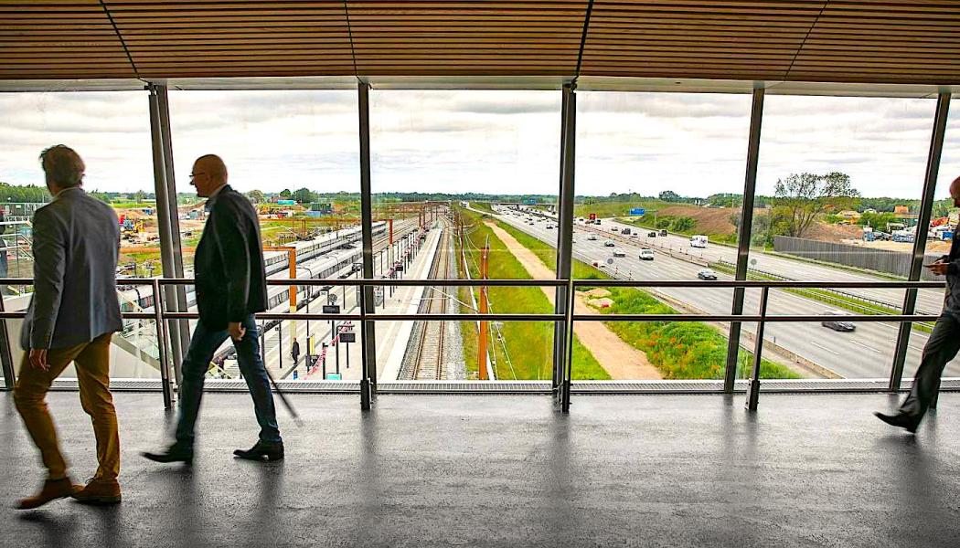 DSB:s CO2-räknare dokumenterar DSB:s klimatinsatser även genom förändrade resvanor. Foto: DSB