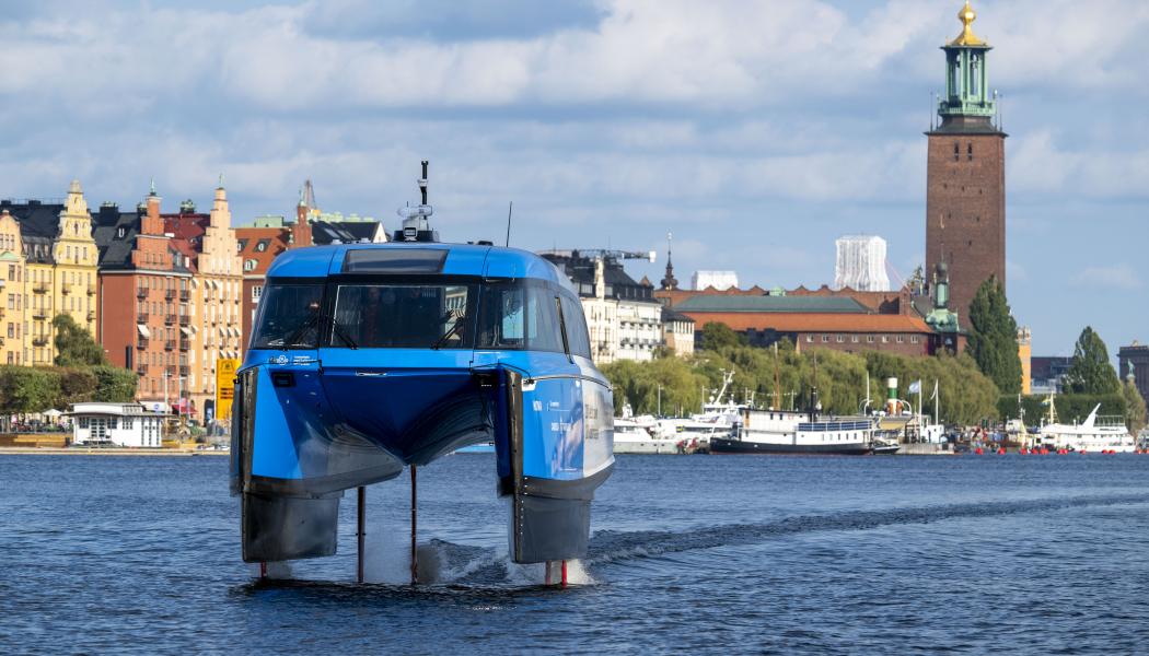 Bärplansbåten Nova på Stockholms ström Foto: Transdev