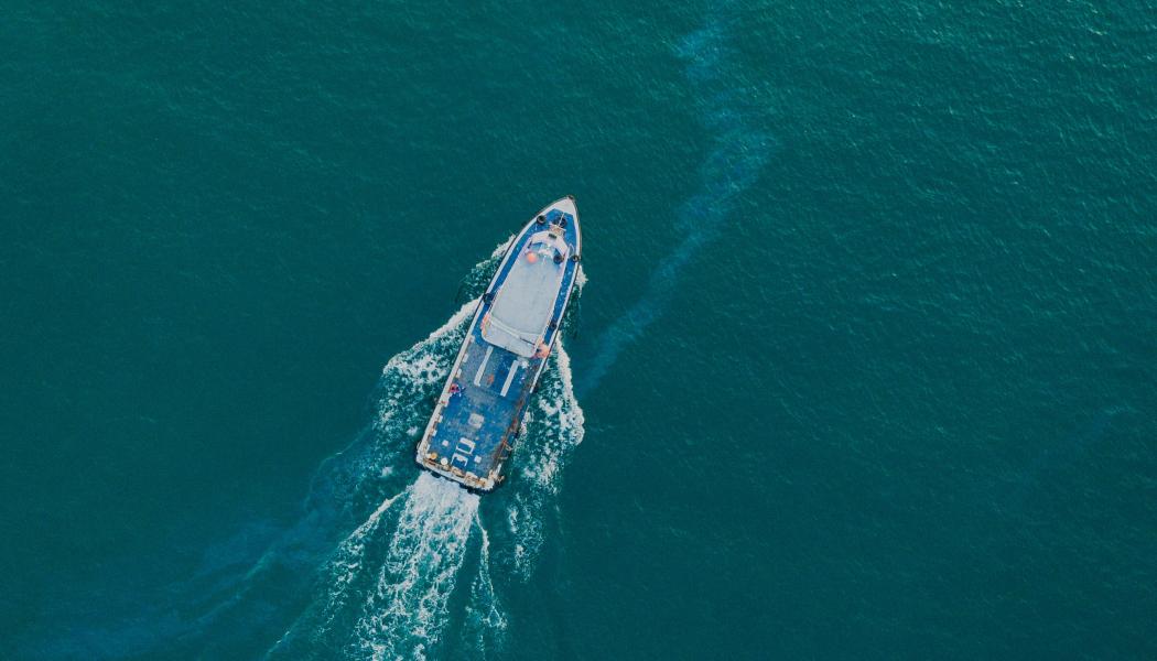 ChatGPT och andra språkmodellers förmåga att analysera maritima trafiksituationer på sjön kan komma att ändras, tror forskarna bakom en ny Lighthouseförstudie. Foto: chuttersnap/unsplash