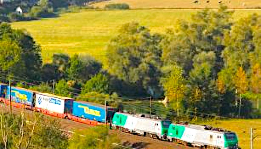 Godståg på väg genom Frankrike. Foto: Fret SNCF, kredit: Xavier Bonnaventura