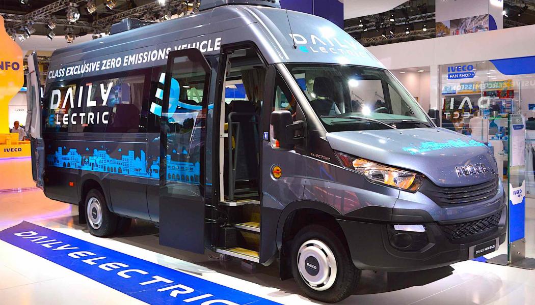 Iveco satsar på utveckling av nästa generation Electric Daily, inklusive egen produktion av e-drivlinor och batteripaket. Dessutom kommer det att finnas möjlighet att leverera elvarianter inom hela bussprogrammet 2023. Foto: Common Wikipedia. Kredit: Spielvogel