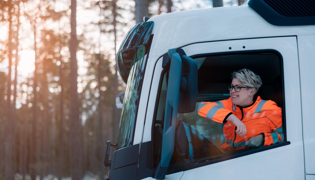 Målet med projektet är att i samverkan utveckla och testa fordon och laddinfrastruktur som möjliggör körtid på 4,5 timme. Foto: DB Schenker