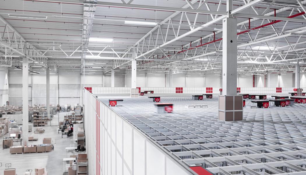 Den nya automationslösningen blir den första egendriftade AutoStore-anläggningen inom svensk regionvård. Foto: Autostore